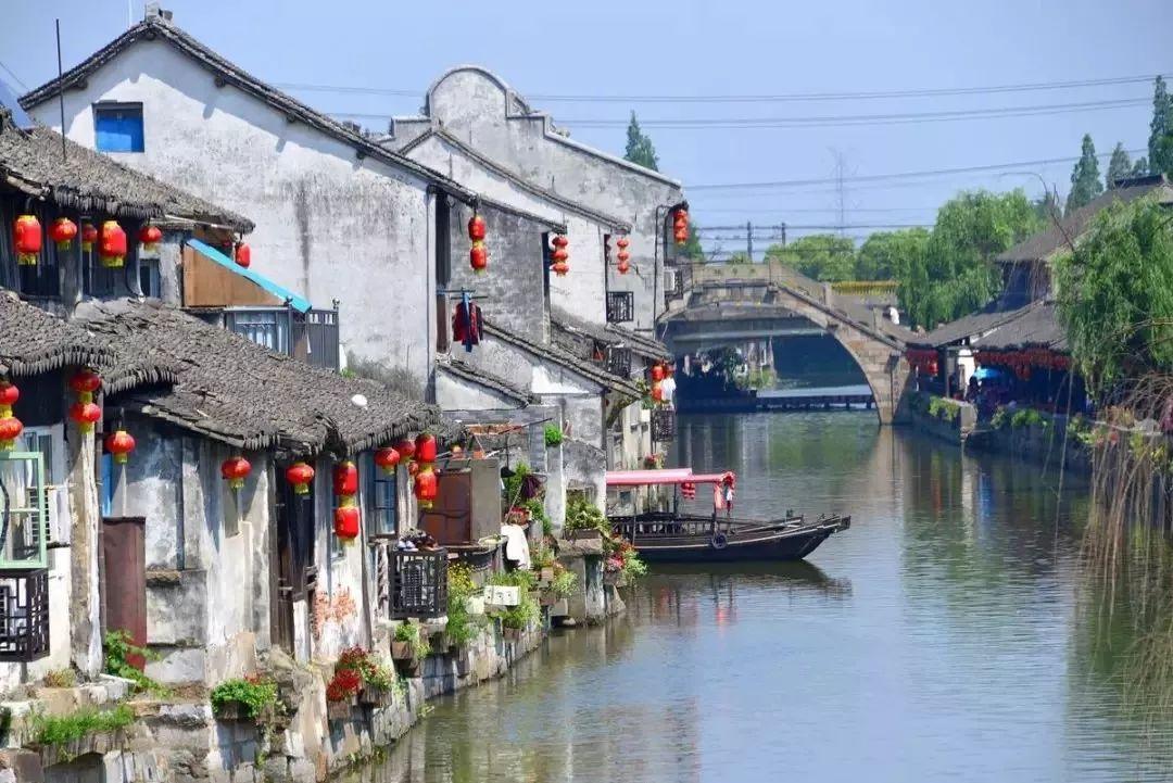努力跳跃